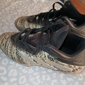 Adidas Football Cleats sz 7 Bounce